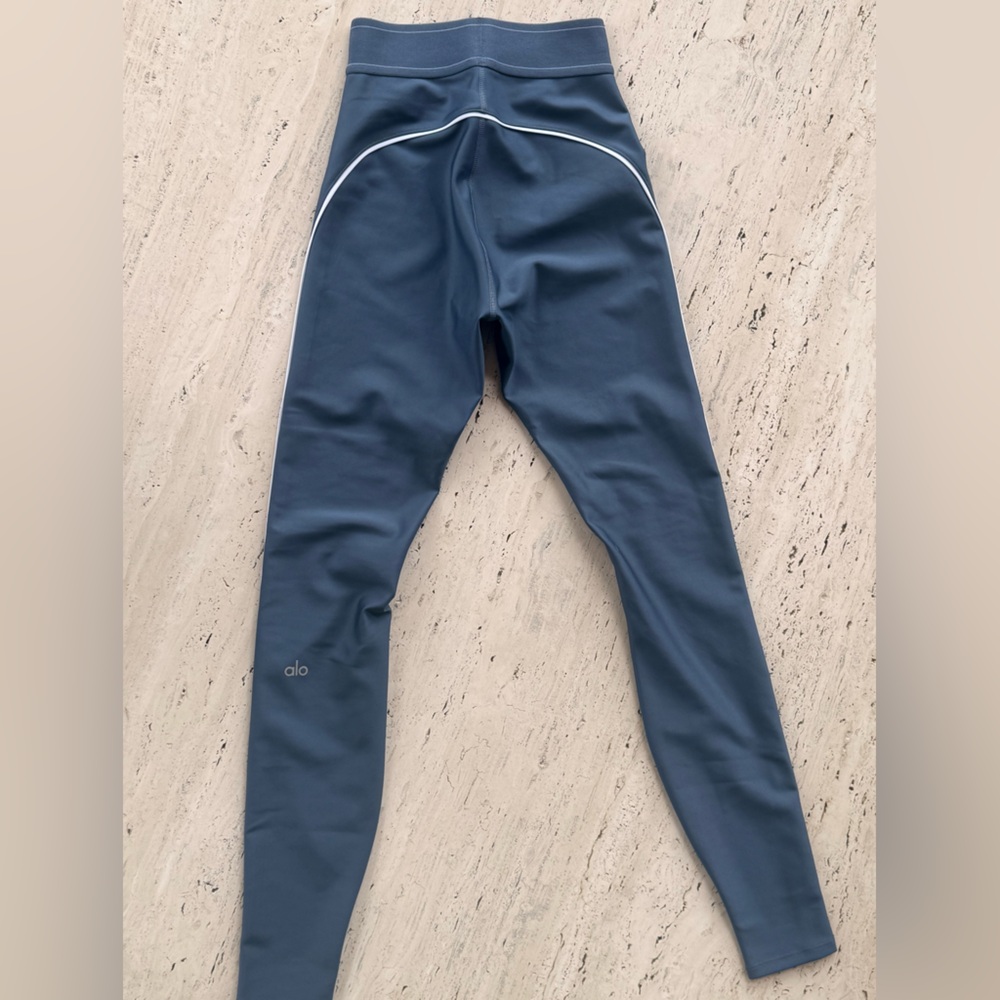 Alo High-Waight Airlift Suit Up Leggings, XS - Picture 5 of 8